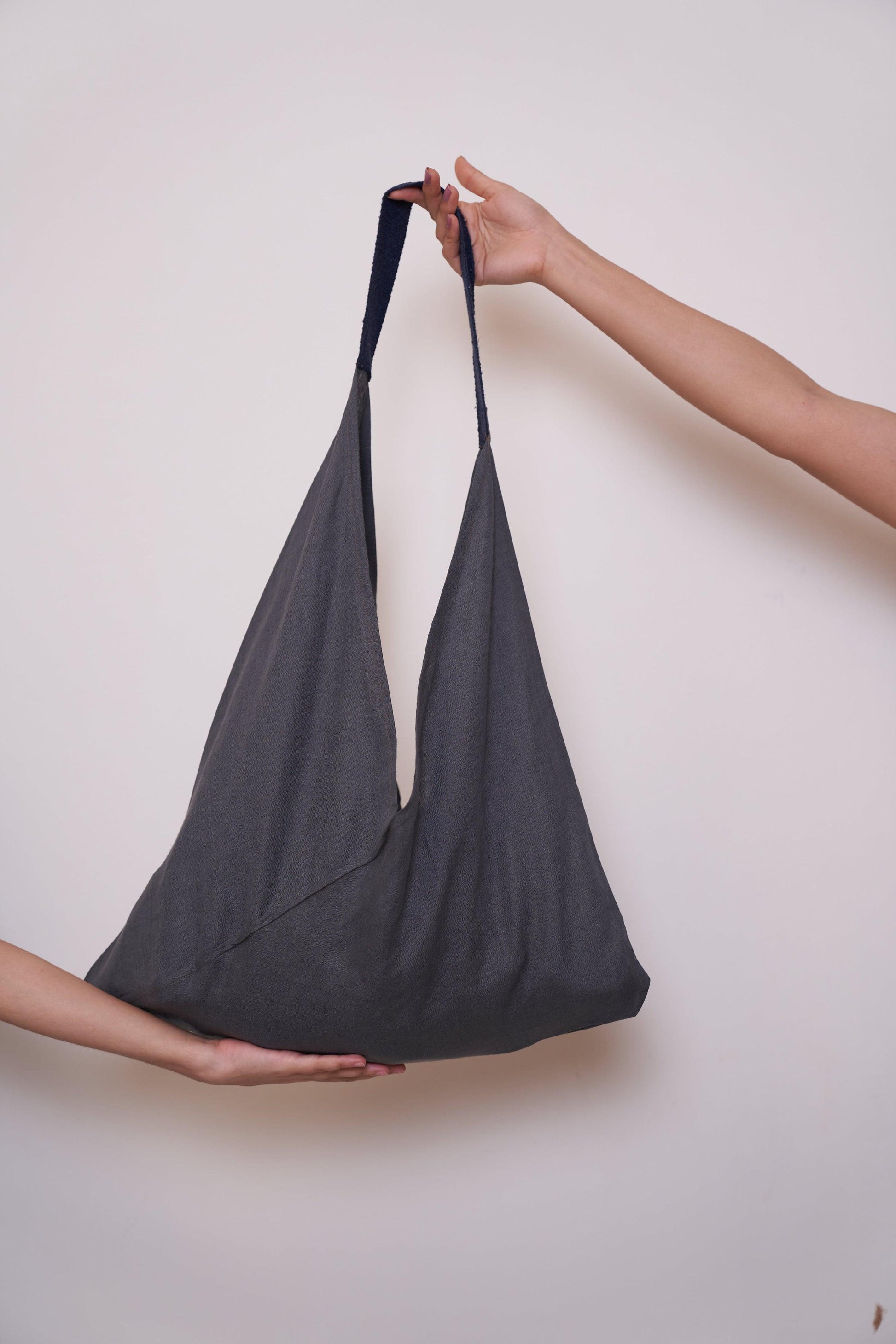 TROY Linen Sling Bag - OrganoLinen