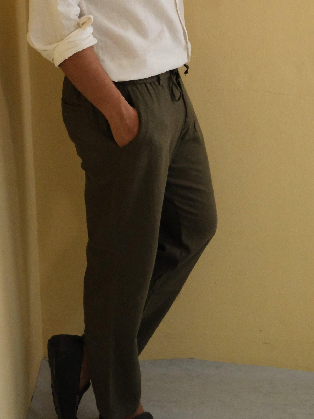 Men's Pure Linen Pants in Abyss Green – Echo by OrganoLinen